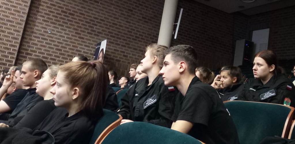 Klasy policyjno-prawne na debacie o mowie nienawiści.